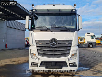 2018-mercedes-benz-actros-2745-44887232