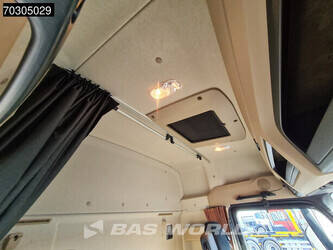 2018-mercedes-benz-actros-2745-44887247