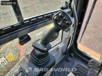 2018-volvo-ec300el-1404183-44887460