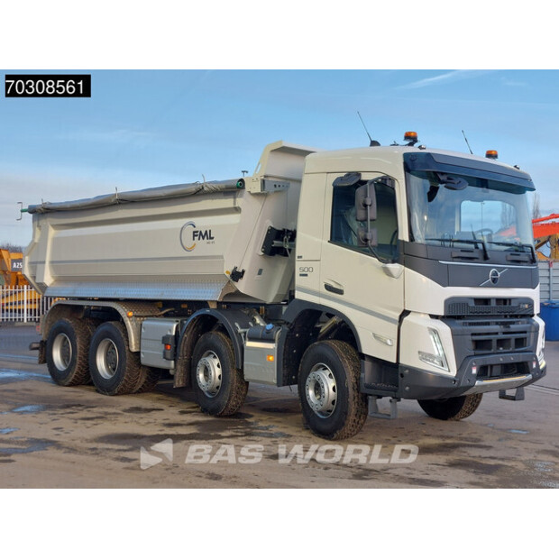 2025 فولفو FMX 500-44887561