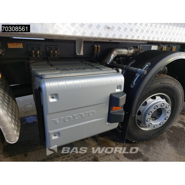 2025 فولفو FMX 500-44887573