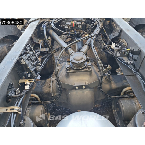 2020 فولفو FMX 460-44887755