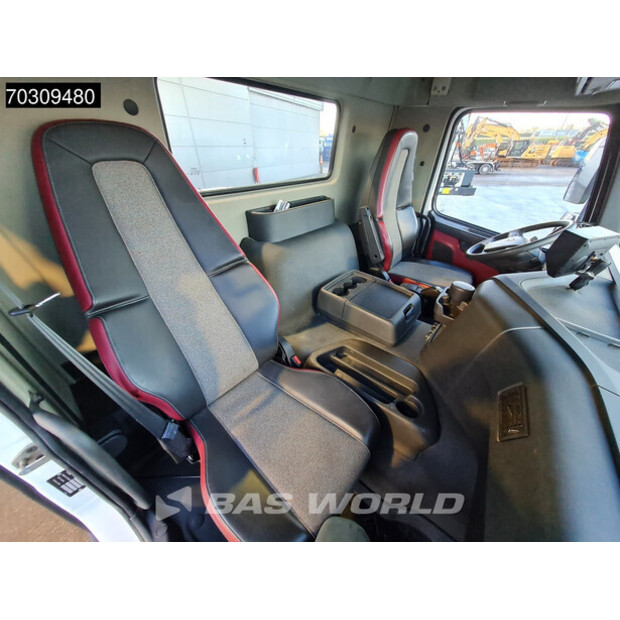 2020 فولفو FMX 460-44887764