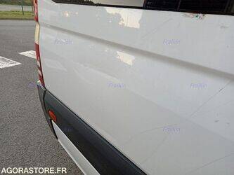 2018-mercedes-benz-sprinter-1404259-44901355