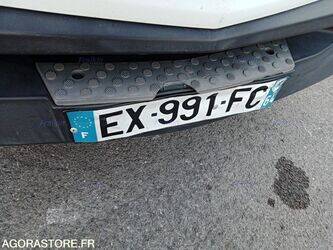 2018-mercedes-benz-sprinter-1404259-44901361