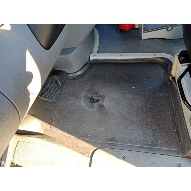 2018 Mercedes-Benz SPRINTER-44901368