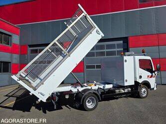 Image de Camions à benne 2011 Renault Maxity