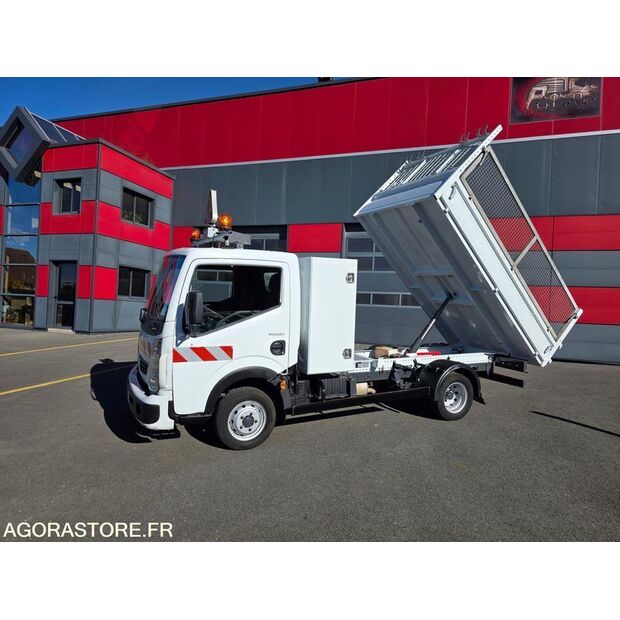 2011 Renault Maxity-44901402