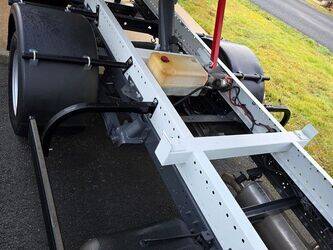 2011-renault-maxity-1404261-44901406