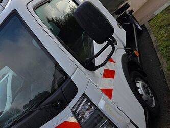 2011-renault-maxity-1404261-44901407