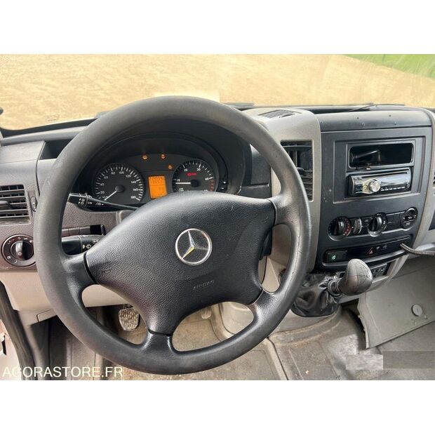 2013 Mercedes-Benz SPRINTER-44901473