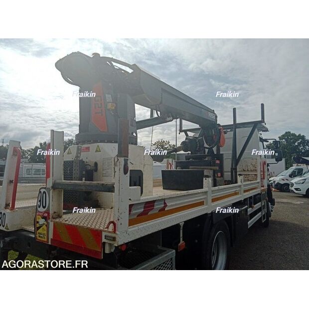 2022 Renault D-44901529