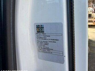 2011-renault-kerax-1404272-44901562