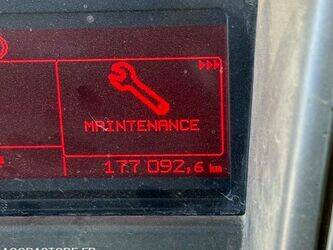 2011-renault-kerax-1404272-44901563