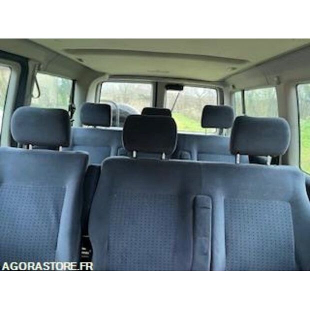 1999 Volkswagen CARAVELLE-44901707