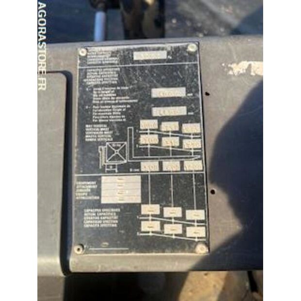 1999 مانيتو M30-2-44901739