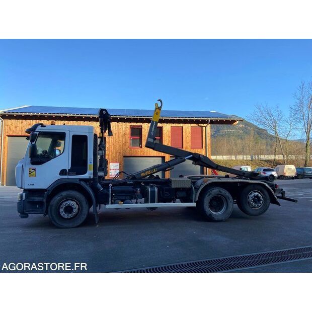 2011 Renault PREMIUM-44901760