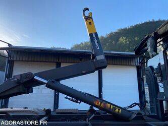 2011-renault-premium-1404284-44901769