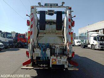 2016-renault-d-wide-1404286-44901784