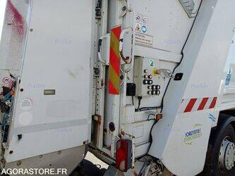 2016-renault-d-wide-1404286-44901788