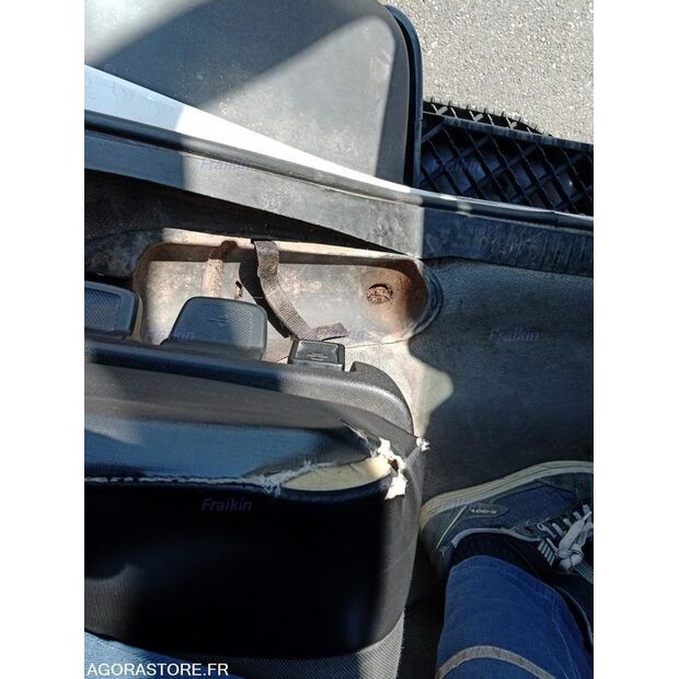 2016 Renault D WIDE-44901793