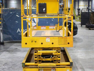 2013-haulotte-compact-10-1404296-44902206