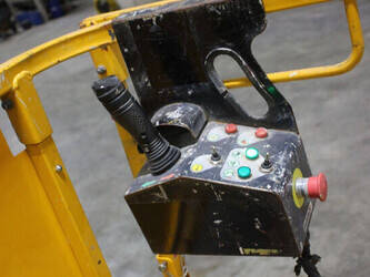 2013-haulotte-compact-10-1404296-44902212