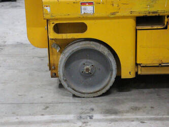 2013-haulotte-compact-10-1404296-44902215