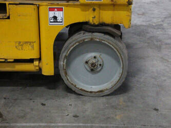 2013-haulotte-compact-10-1404296-44902216