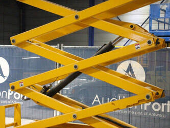 2013-haulotte-compact-10-1404296-44902224