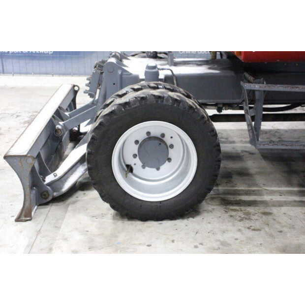 2013 تاكوتشي TB295W-44902335