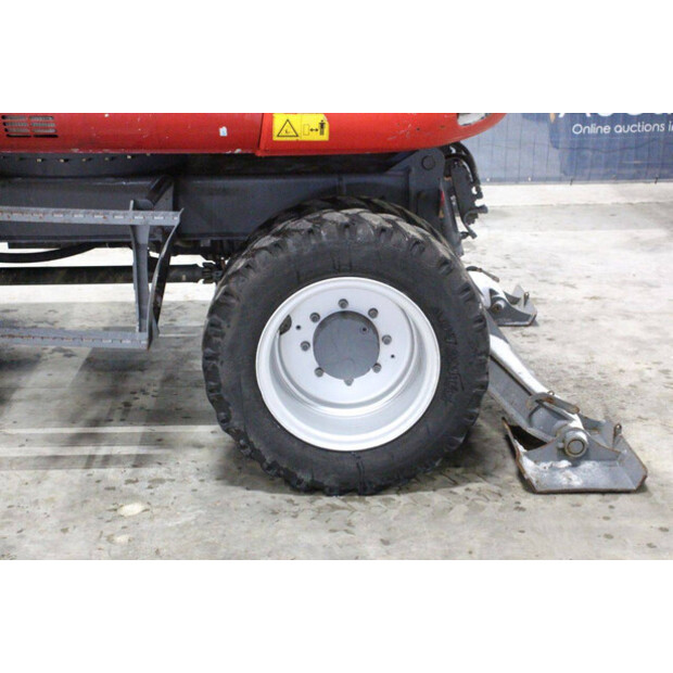 2013 تاكوتشي TB295W-44902336