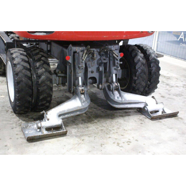 2013 تاكوتشي TB295W-44902337