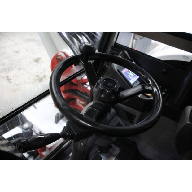 2013 تاكوتشي TB295W-44902345