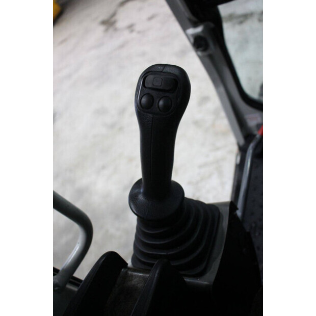 2013 تاكوتشي TB295W-44902353