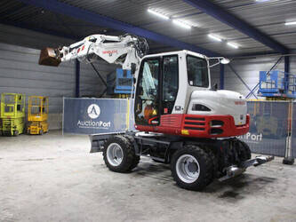 2013-takeuchi-tb295w-1404300-44902355