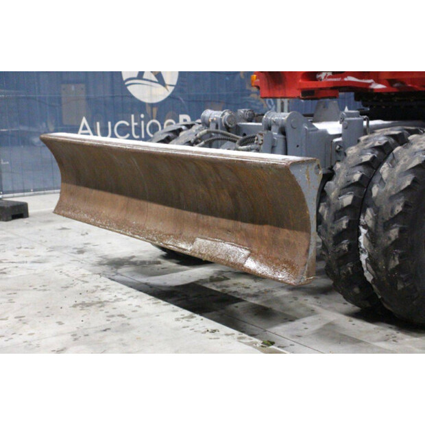 2013 تاكوتشي TB295W-44902358