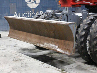 2013-takeuchi-tb295w-1404300-44902358