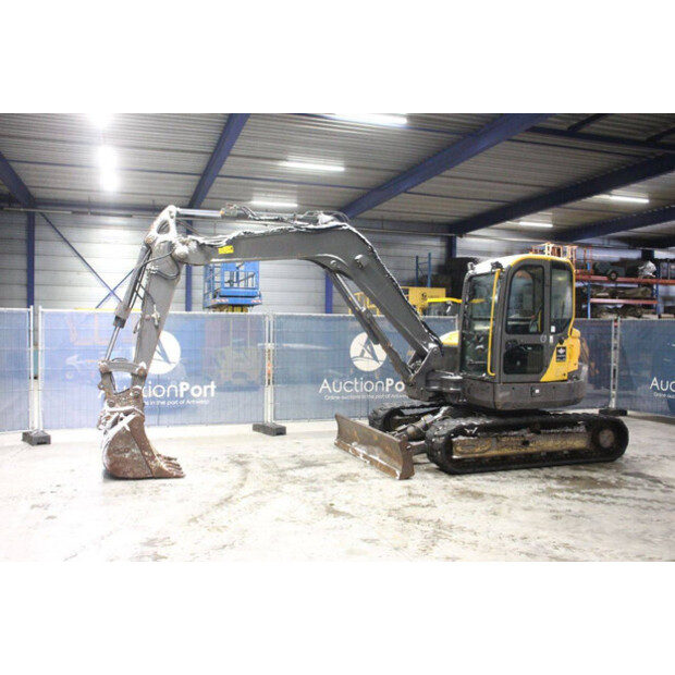 2016 Volvo ECR88D-44902359