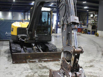 2016-volvo-ecr88d-1404301-44902364