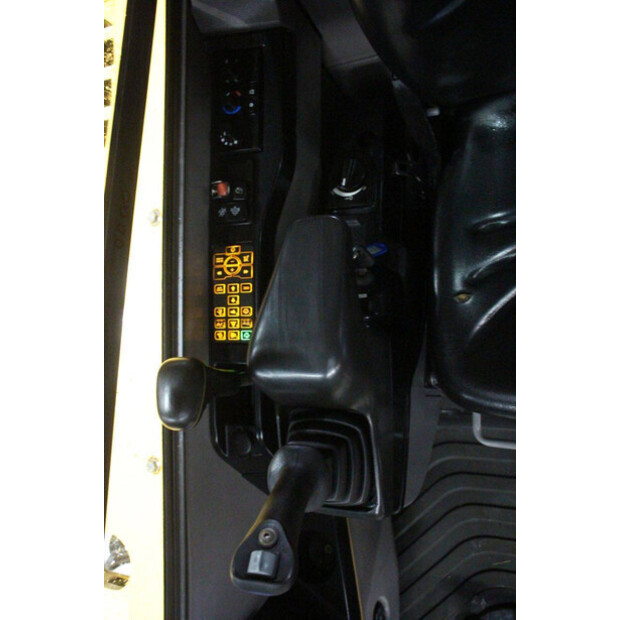 2016 Volvo ECR88D-44902385