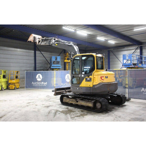 2016 Volvo ECR88D-44902393