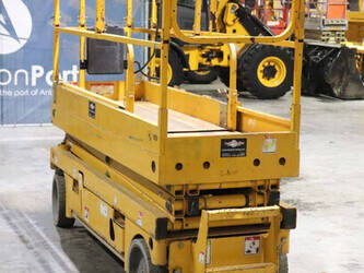 2012-haulotte-compact-8-1404303-44902412