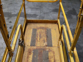 2012-haulotte-compact-8-1404303-44902422