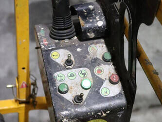 2012-haulotte-compact-8-1404303-44902423