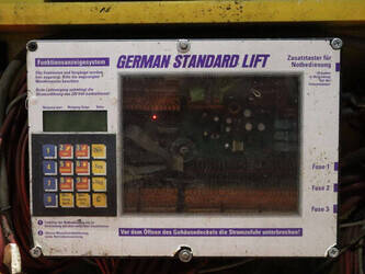 german-s205-f12-1404311-44902686