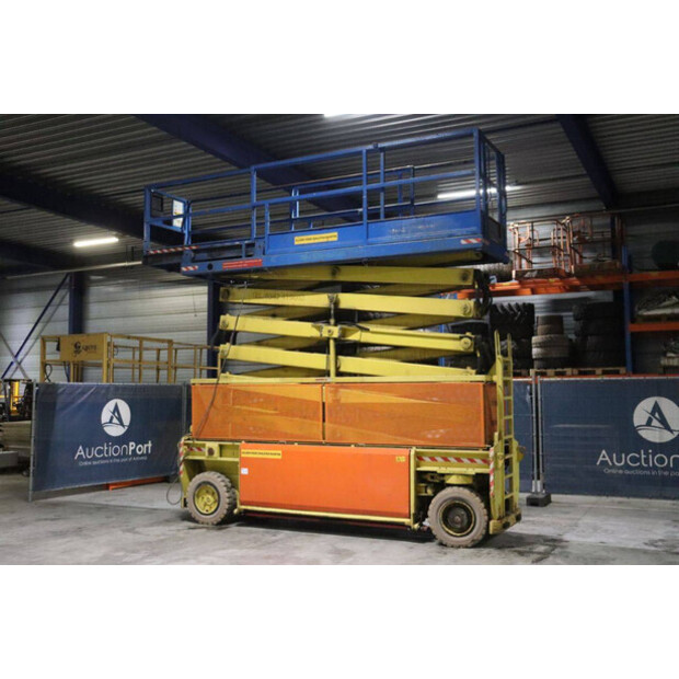 German S205 F12-44902691