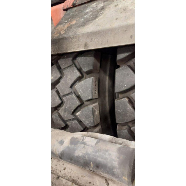 2019 اس ام في 16-1200C-44902738