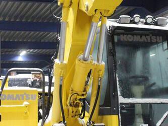 komatsu-pw148-44902780