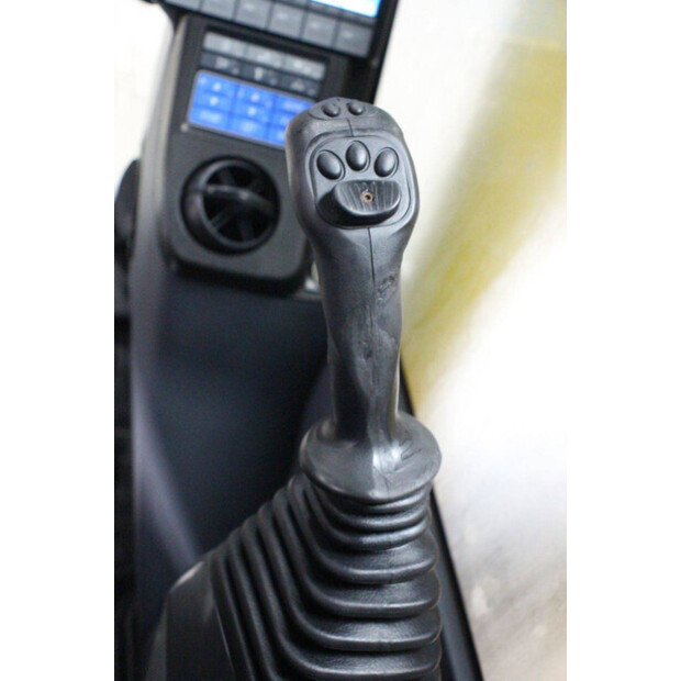 Komatsu PW148-44902799